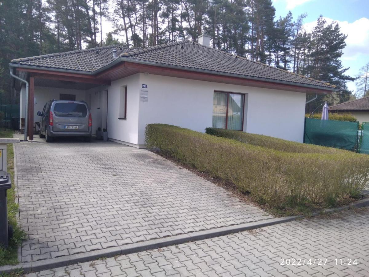 Relaxklub Villa S Wellness Tremosna Exterior photo